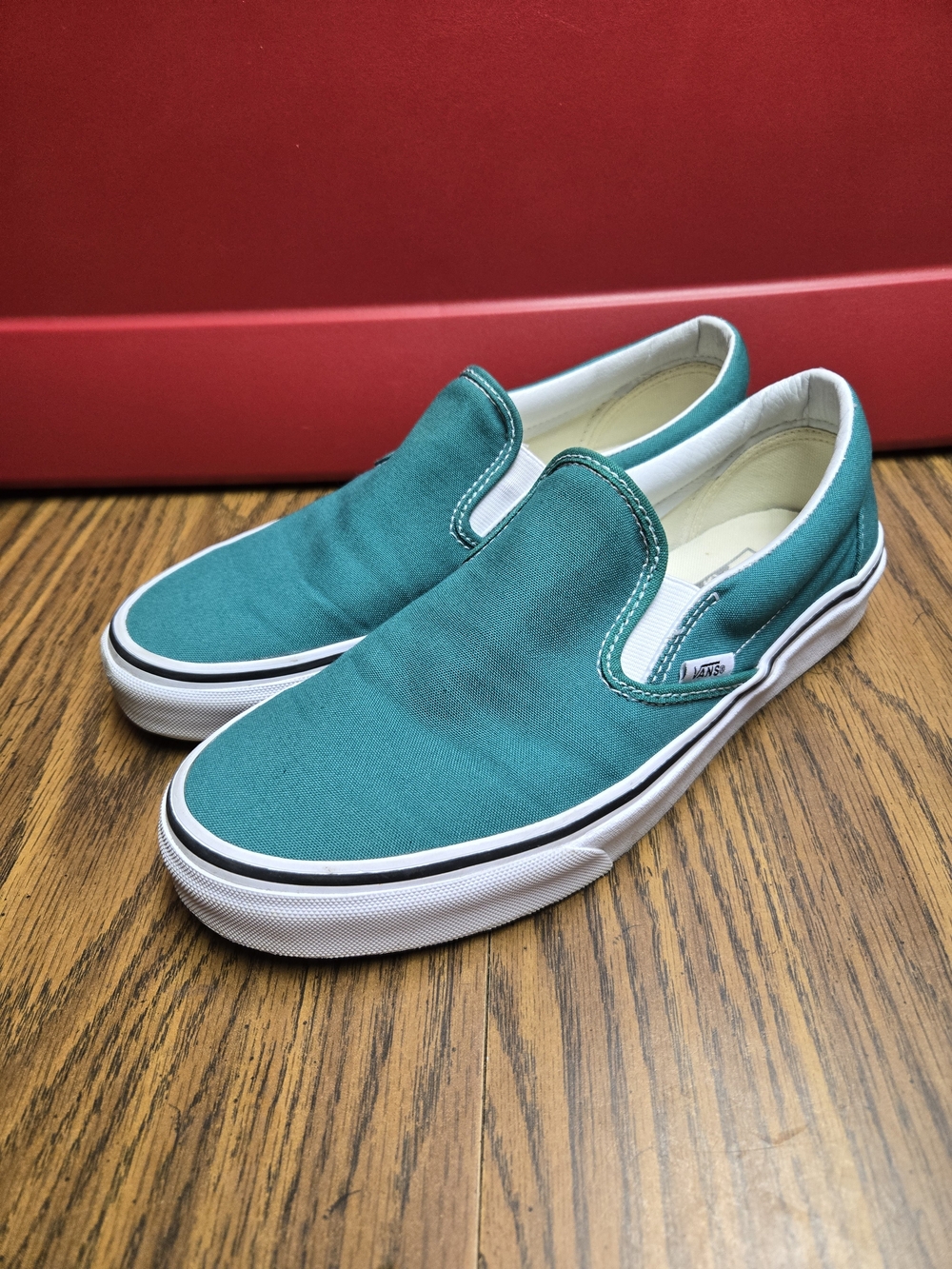 Vans Classic Slip-On Sneakers In Green.
